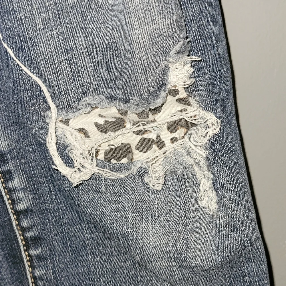 Jeans - Picture 2 of 4